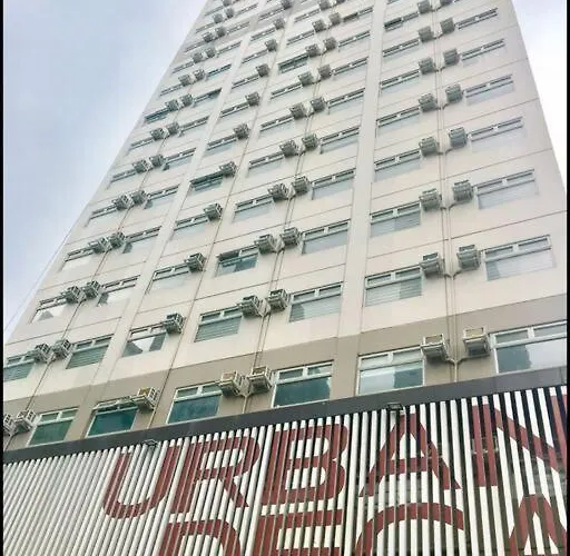 Urban Deca Edsa Budget Place W/ Unli Wi-fi Netflix * Manila
