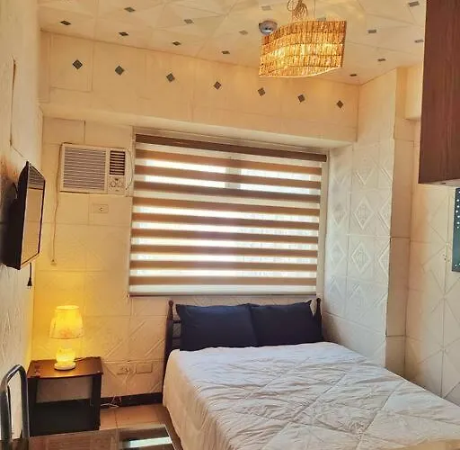 Urban Deca Edsa Budget Place W/ Unli Wi-fi Netflix *